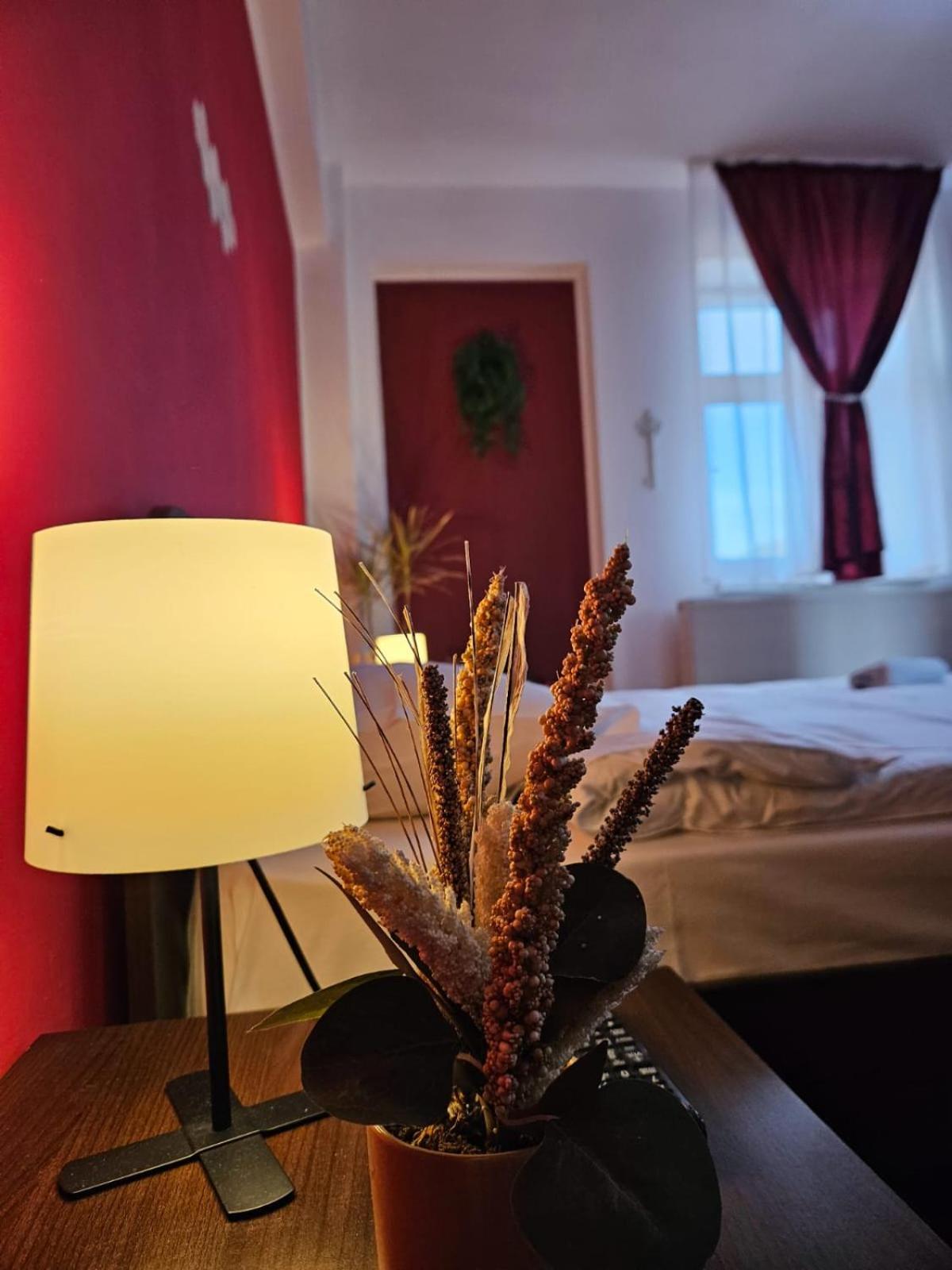 Apartment Zarnesti City Centre Vmp Free Parking Eksteriør billede