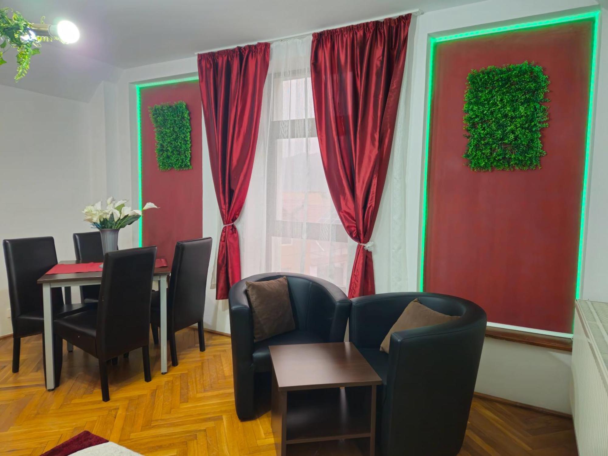 Apartment Zarnesti City Centre Vmp Free Parking Eksteriør billede