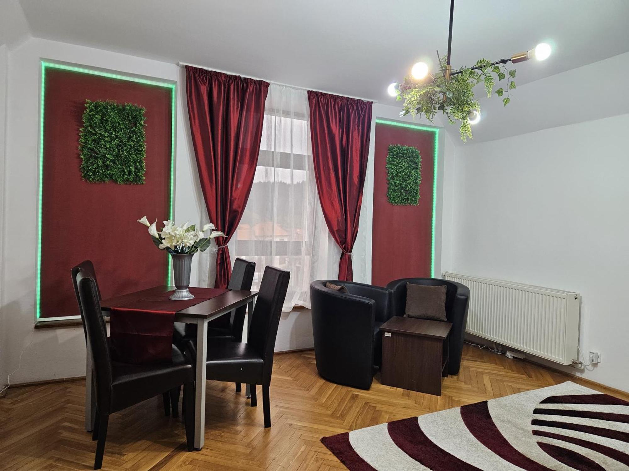 Apartment Zarnesti City Centre Vmp Free Parking Eksteriør billede