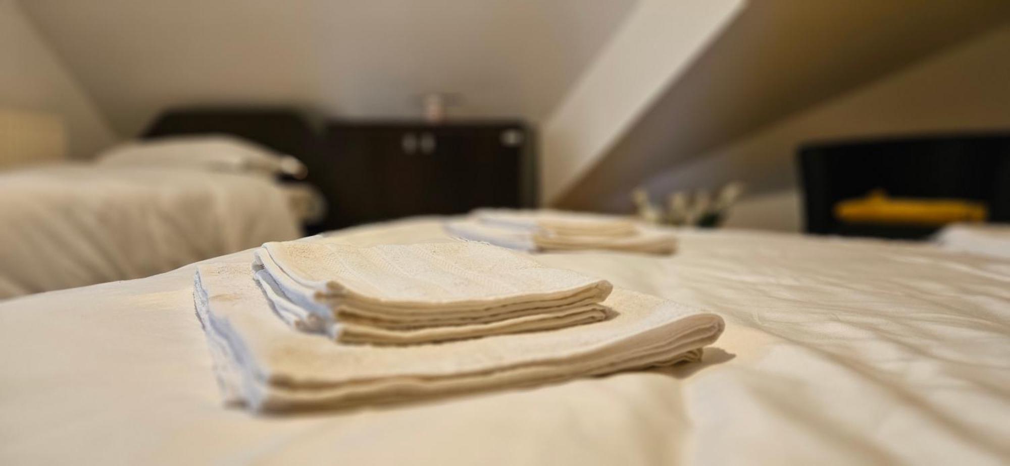 Apartment Zarnesti City Centre Vmp Free Parking Værelse billede