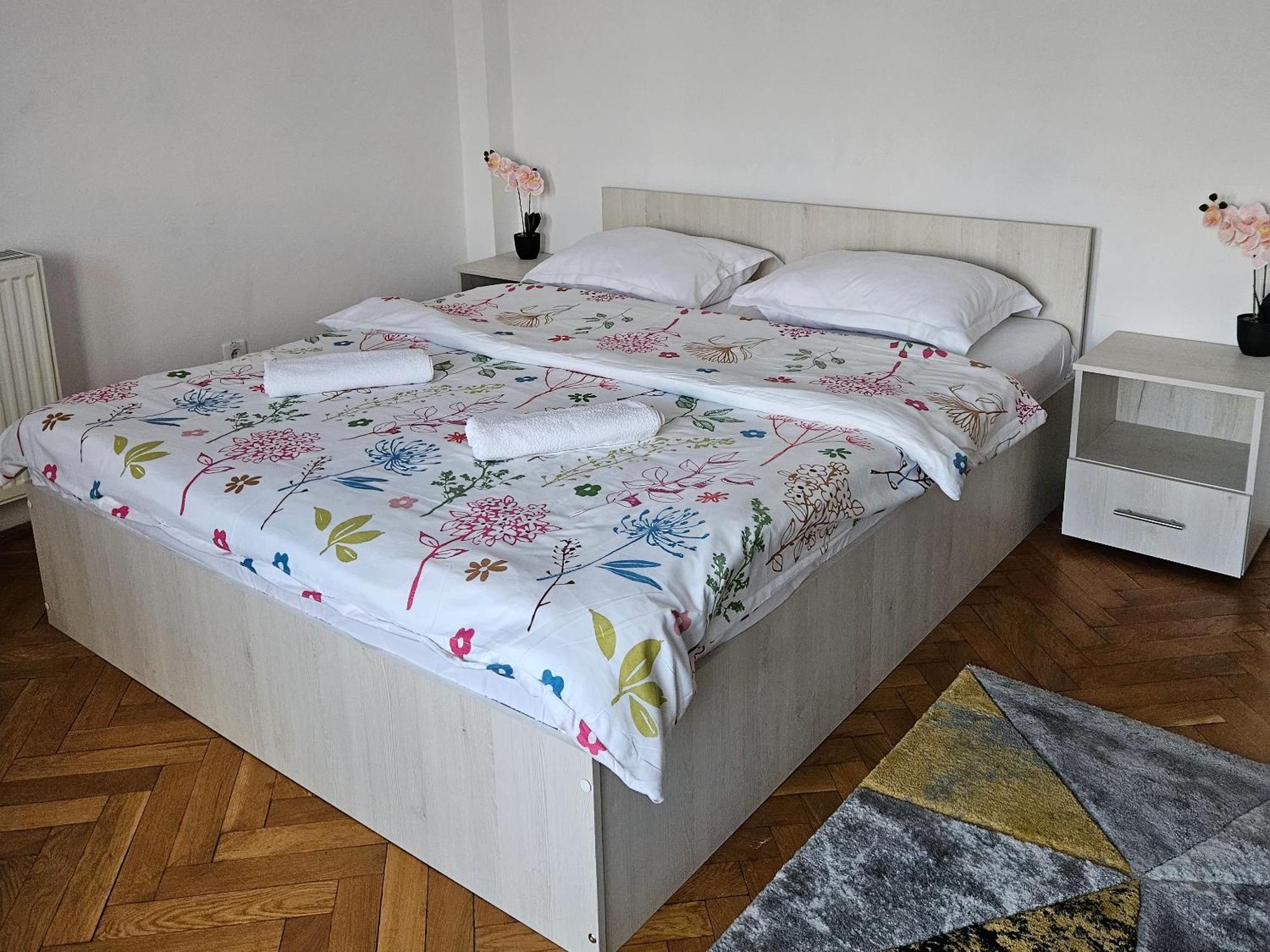 Apartment Zarnesti City Centre Vmp Free Parking Eksteriør billede