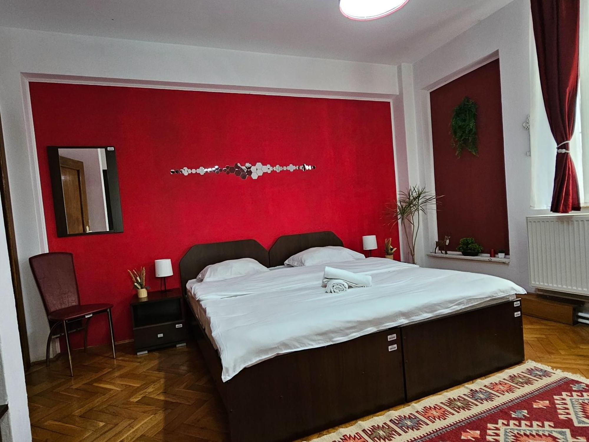 Apartment Zarnesti City Centre Vmp Free Parking Eksteriør billede